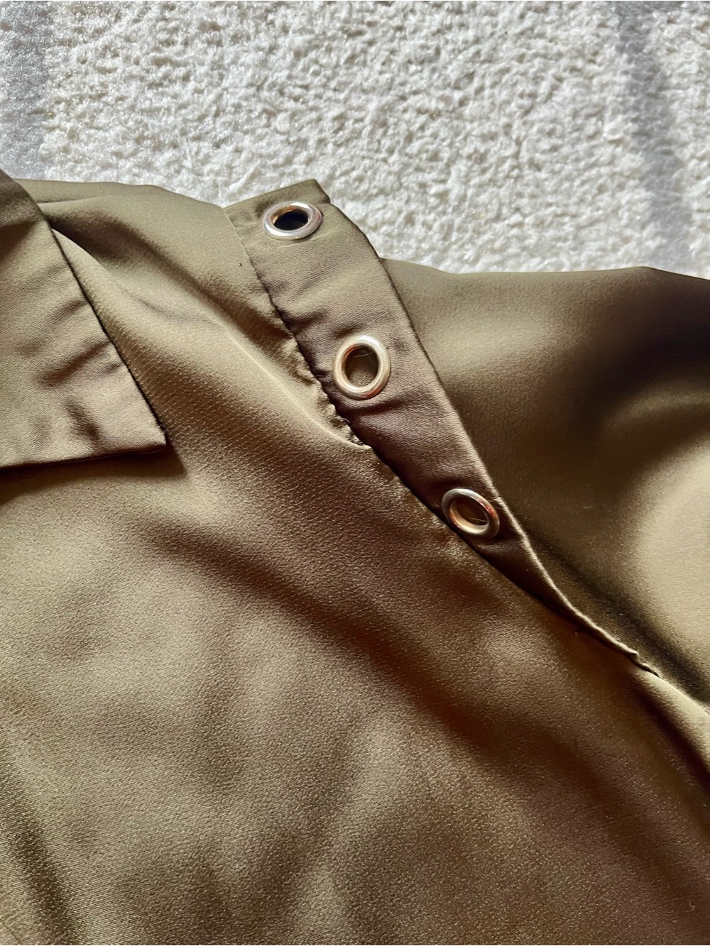 LIKE NEW Olive Green Long Sleeve Wrap Shirt Dress - Picture 2 of 4